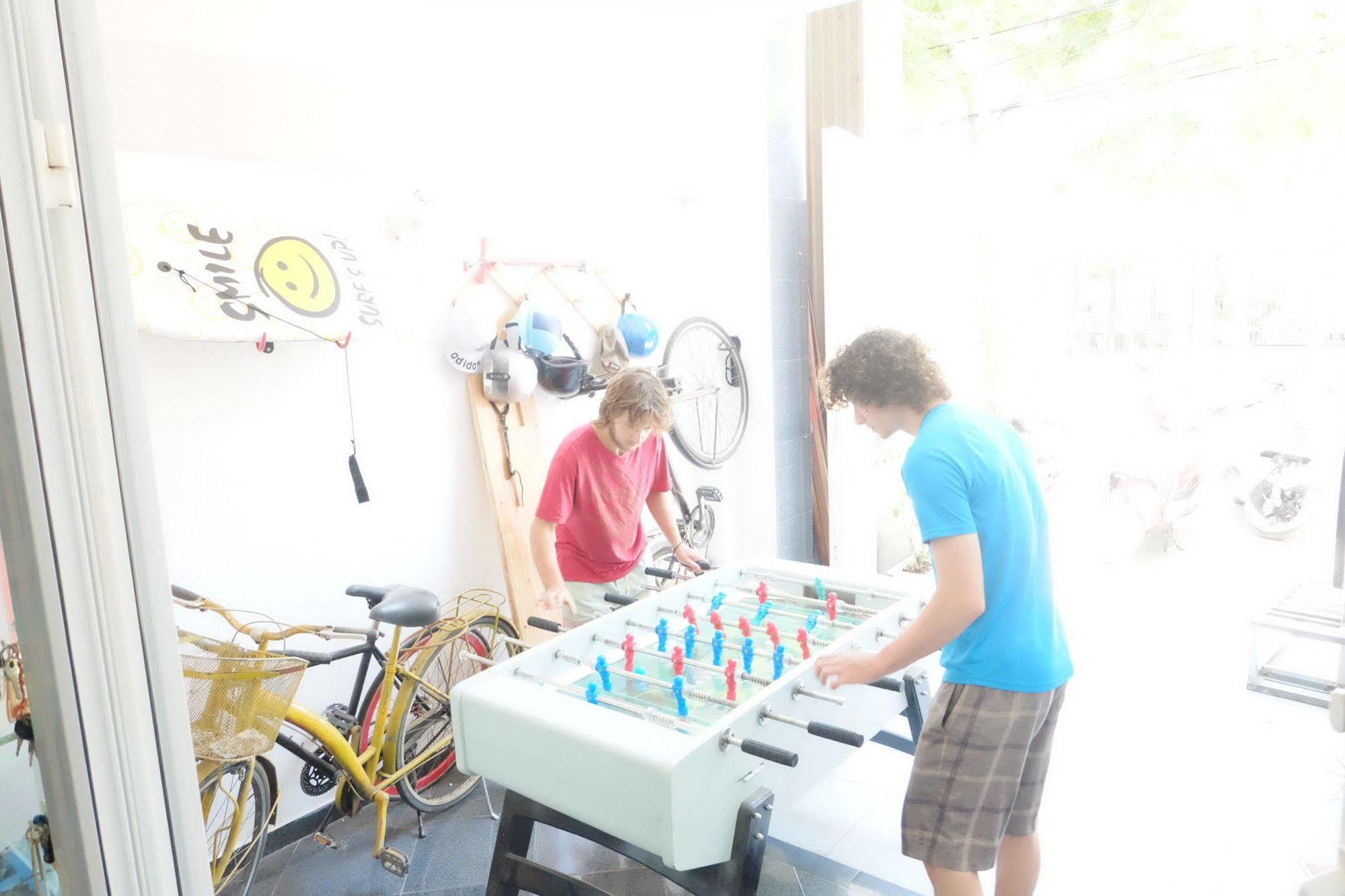Hi Da Nang Beach Hostel グーハインソン区 エクステリア 写真